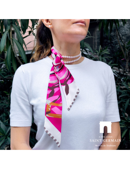 Ensemble Foulard à Nouer Rose et Rang de Perles de Culture